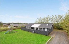 Lovely Home In Tarm With Wifi